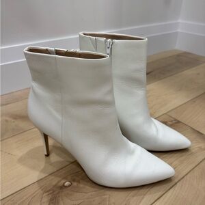 Aldo White Heeled Ankle Boots 10